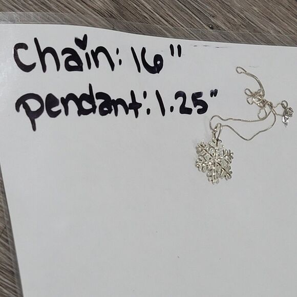 Shube Manufacturing 925 Sterling Silver Snowflake Pendant Necklace - Picture 5 of 11